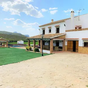 casa-rural-con-chimenea-piscina-y-barbacoa.es-andalucia.com/